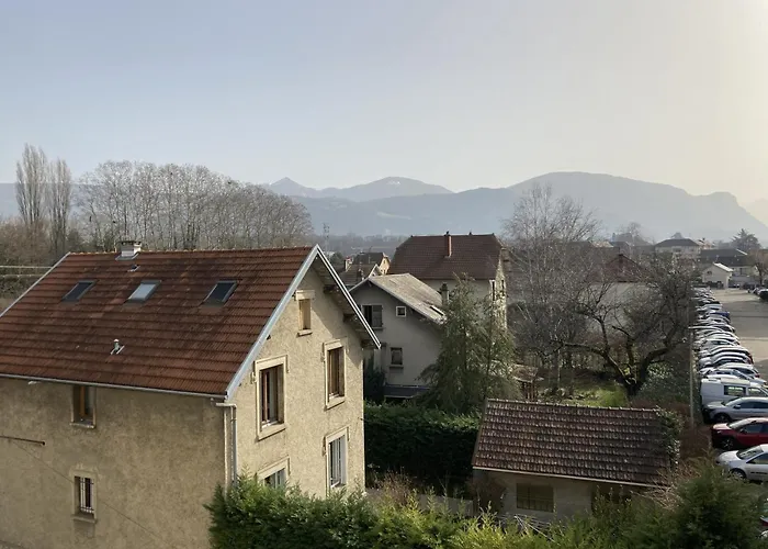Petit Vue Montagne *